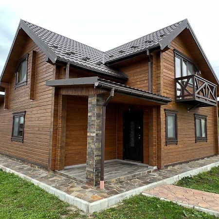 Villa Family House Truskavets Modrychi Luaran gambar